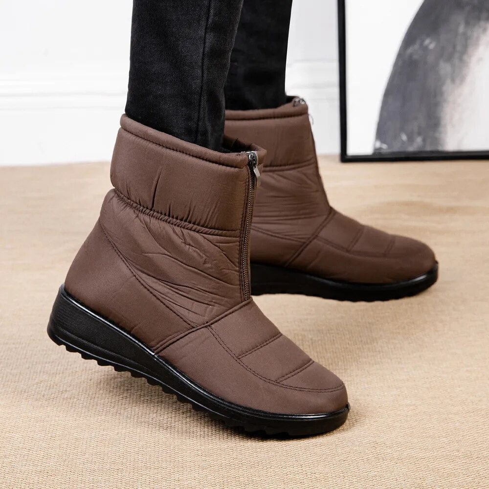 ComfortStride™: The Ultimate Fusion of Style & Comfort in Boots