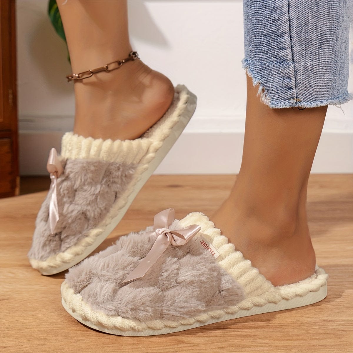 CozyPlush™ Winter Slippers – Ultimate Comfort & Warmth for Your Feet!
