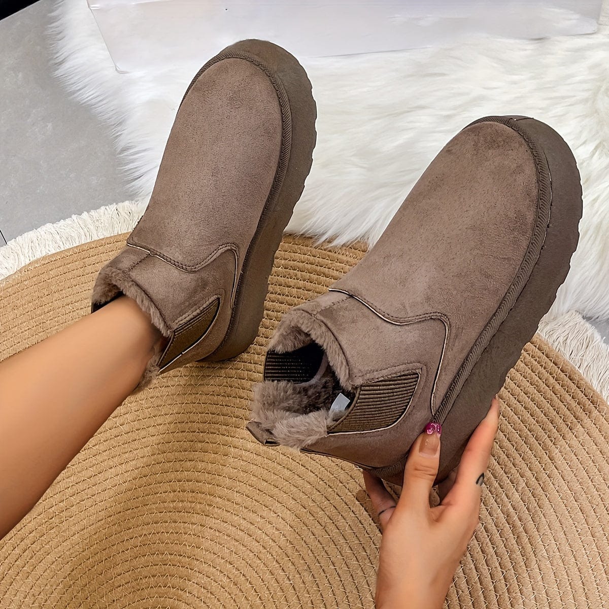 CozyLift™ Women's Plush Lined Platform Ankle Boots – Ultimate Comfort for Every Step!