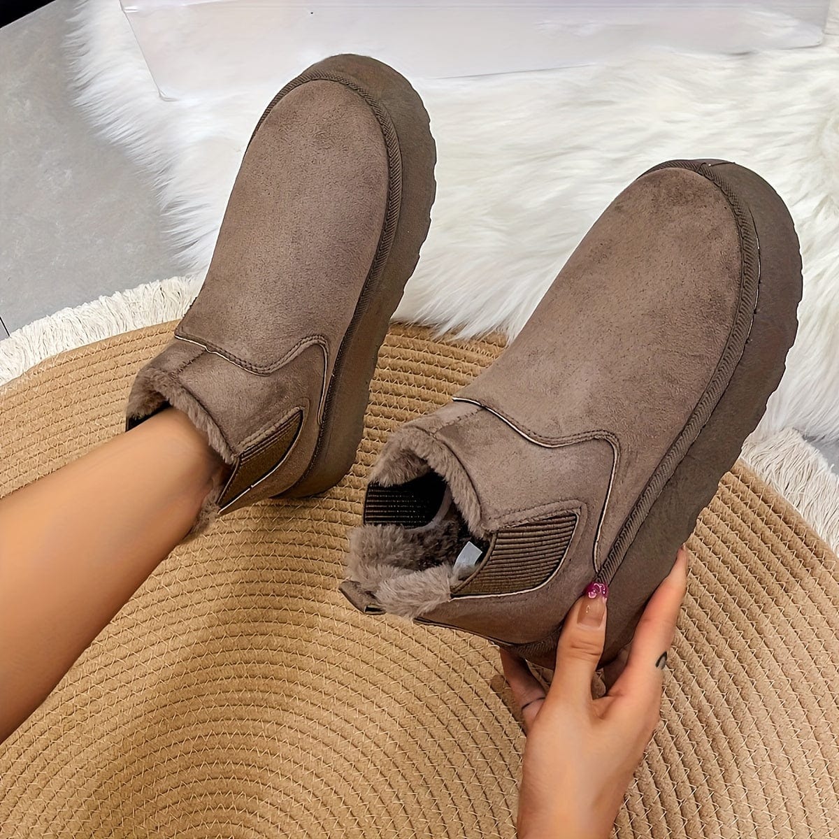 CozyLift™ Women's Plush Lined Platform Ankle Boots – Ultimate Comfort for Every Step!