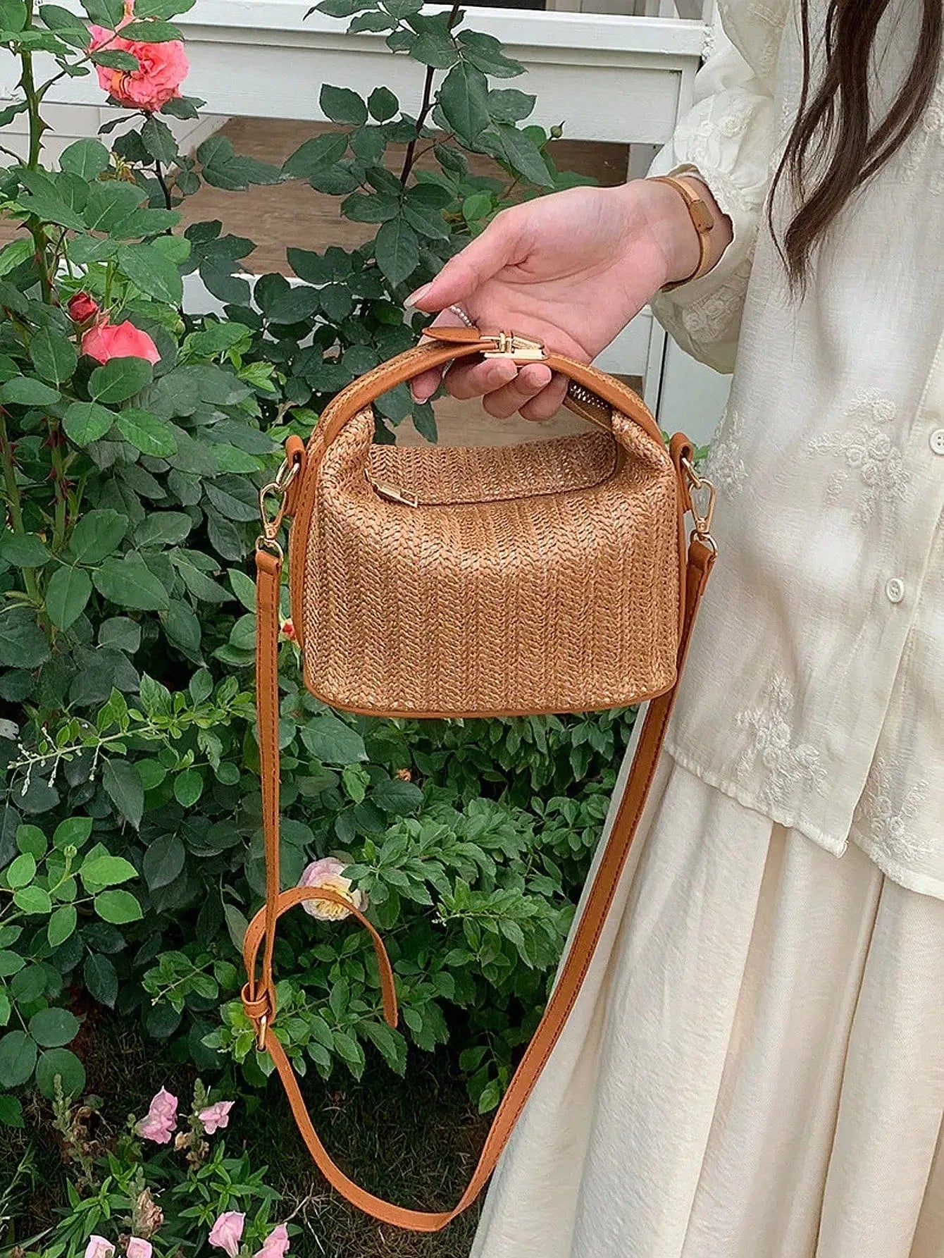 BohoBreeze™ SummerSatchel – Light. Stylish. Woven for Wanderers.