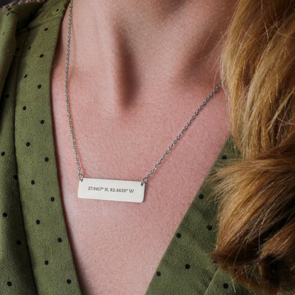 Coordinates Horizontal Dainty Bar Necklace - SS56